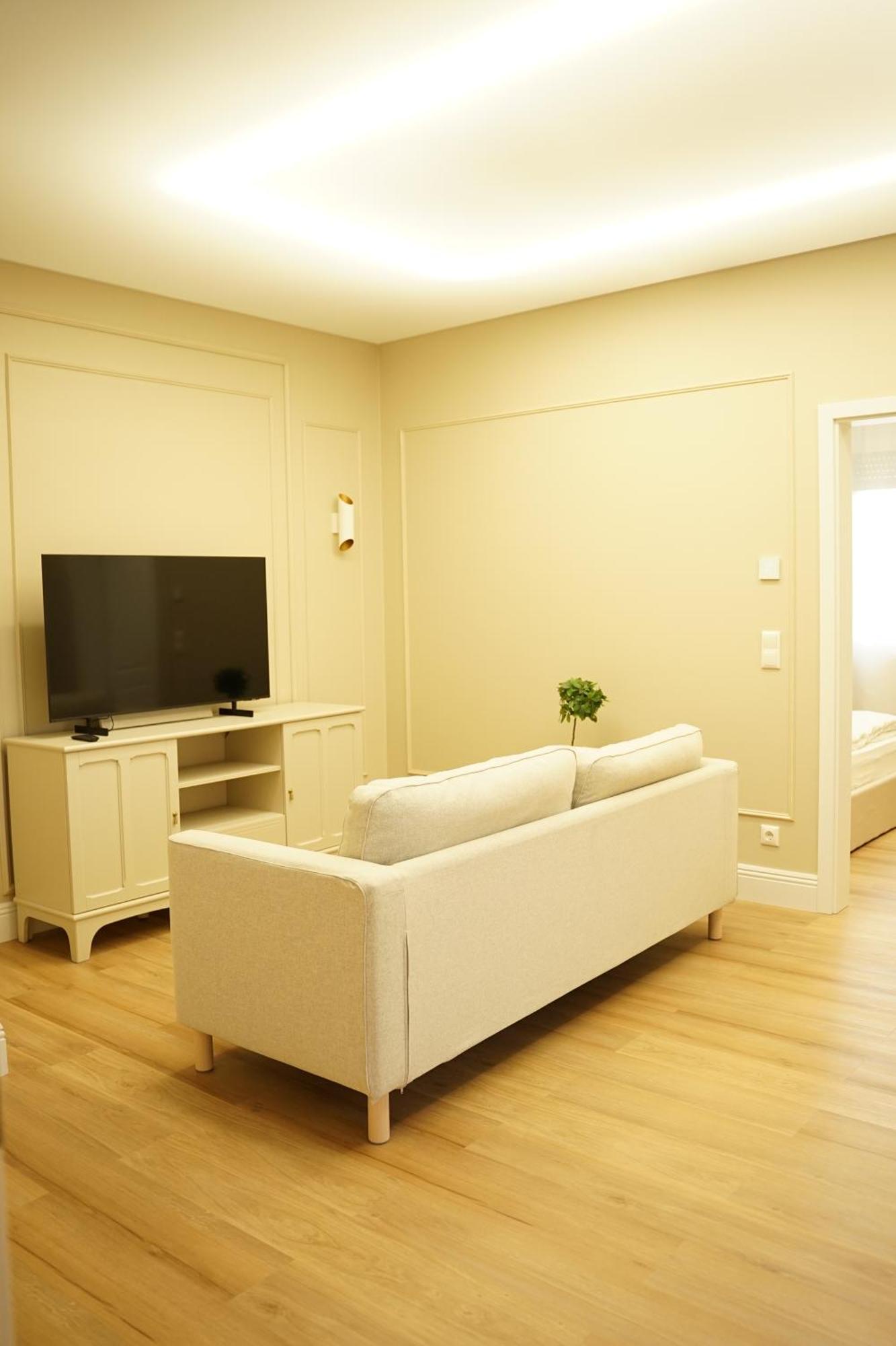 Schneider Appartement Seelze Buitenkant foto